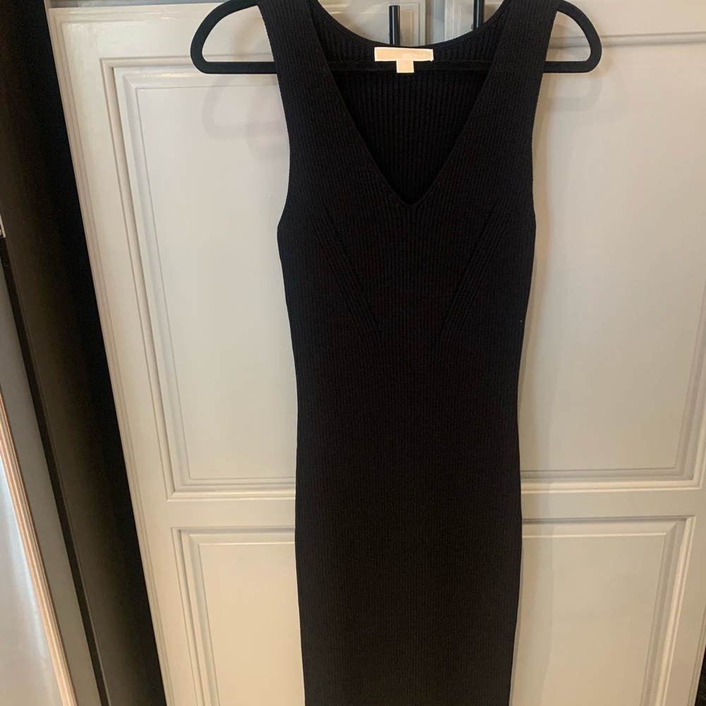 Michael Kors Ribbed V-Neck Dress size M
